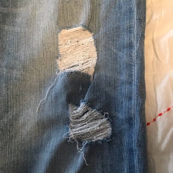 Express size 12 distressed girlfriend jeans - Picture 3 of 6